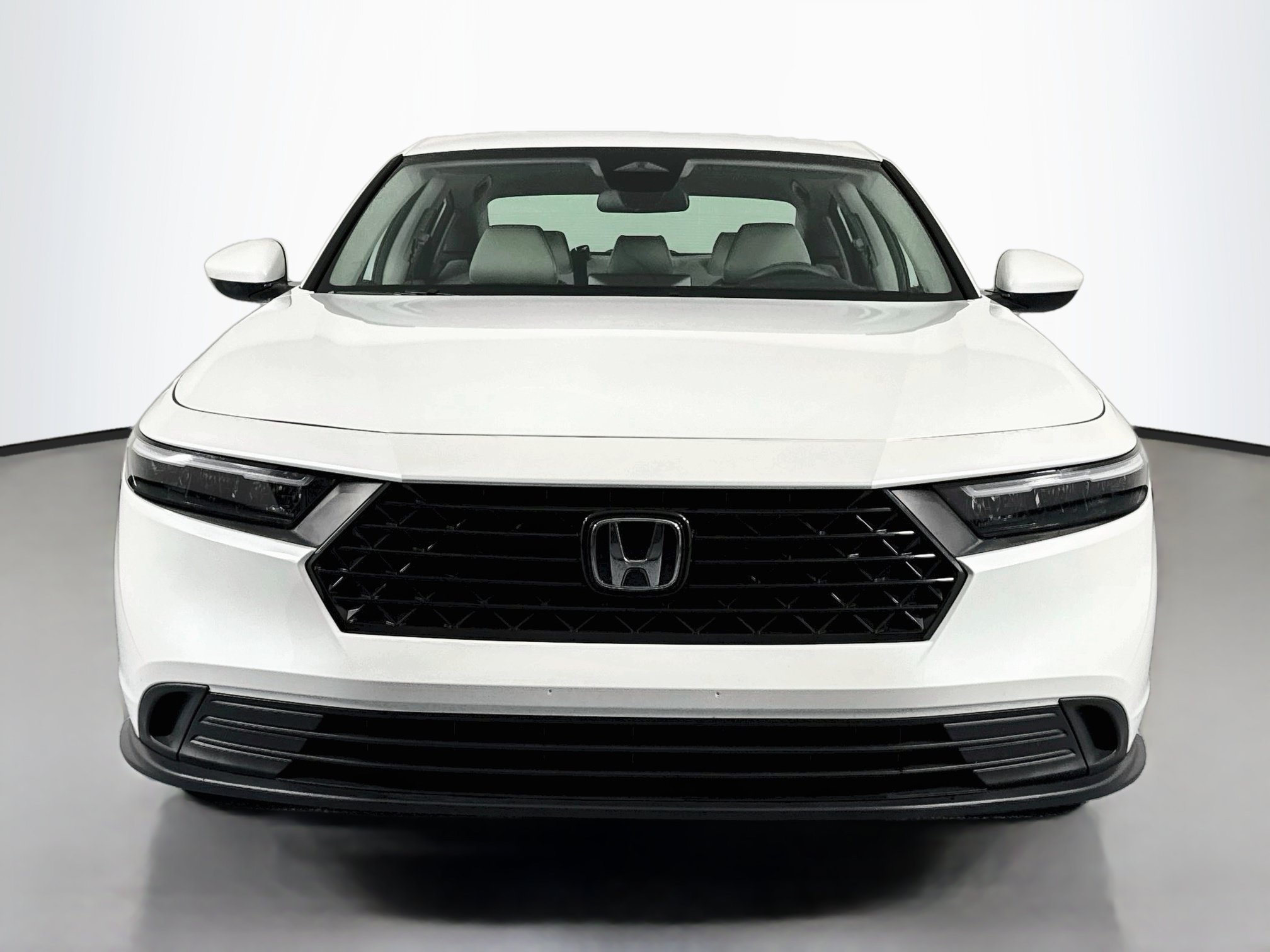 Used 2025 Honda Accord LX image 2