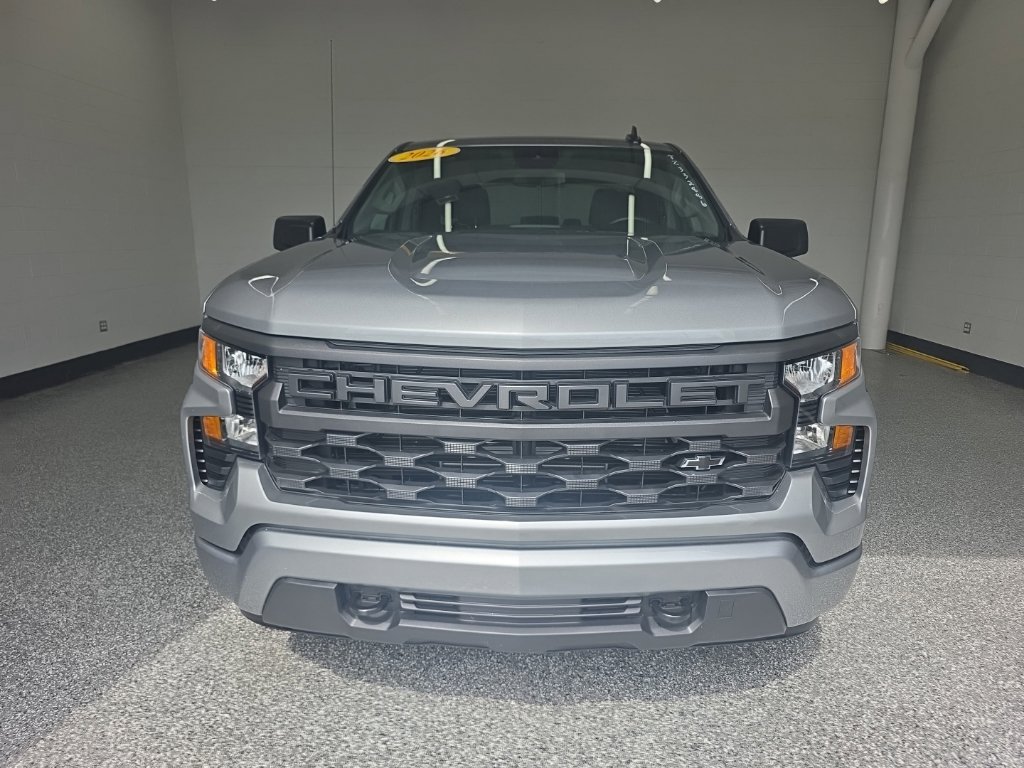 Used 2026 Chevrolet Silverado 1500 Custom w/ Turbomax Blackout Package AWD/4WD image 8