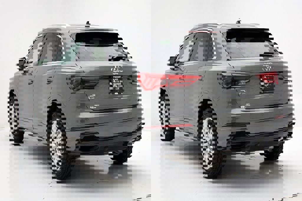 Used 2022 Audi Q3 2.0T Premium image 7