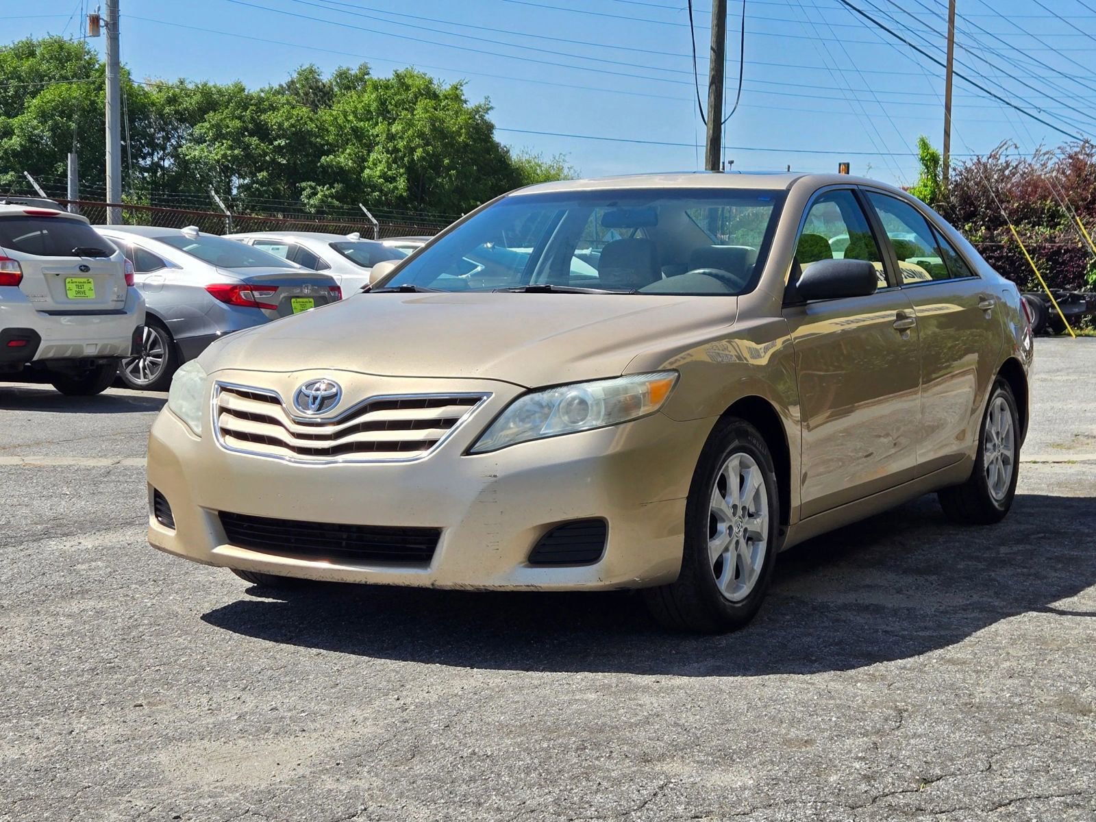 Used 2010 Toyota Camry FWD image 2