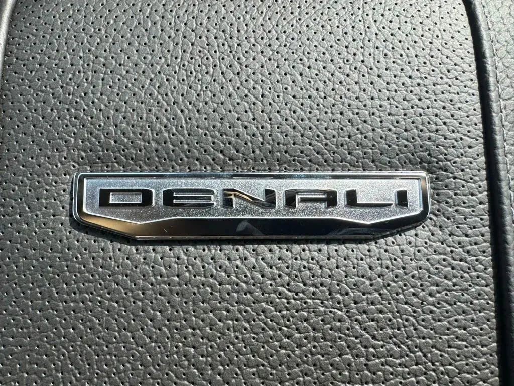 New 2026 GMC Sierra 2500 Denali w/ Technology Package AWD/4WD image 33
