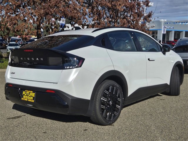 New 2026 Nissan Leaf Platinum+ image 4