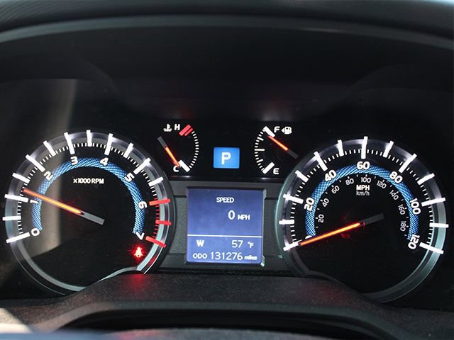 Used 2018 Toyota 4Runner SR5 AWD/4WD image 8