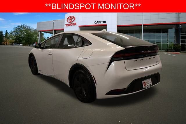 Used 2024 Toyota Prius LE image 6