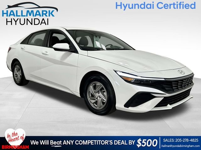 Certified 2025 Hyundai Elantra SE FWD image 1