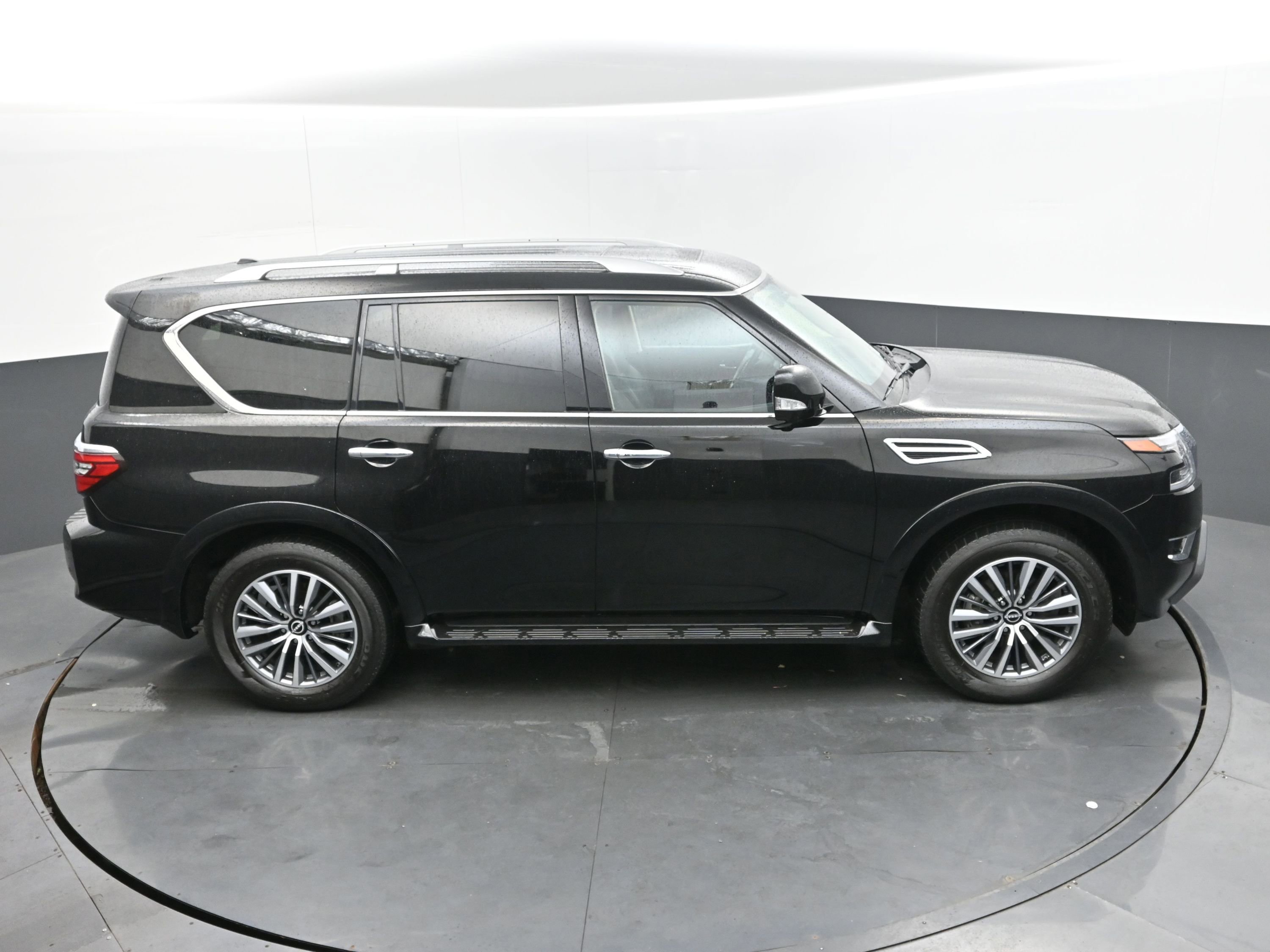 Used 2024 Nissan Armada SL w/ Cargo Package image 35