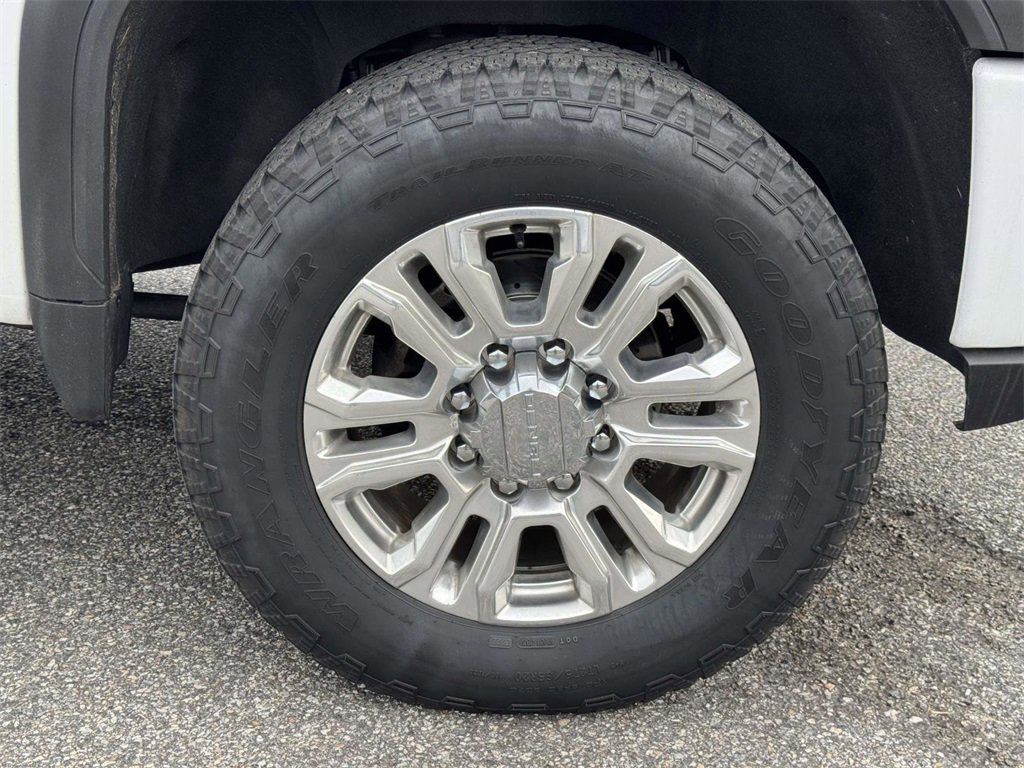 Used 2023 GMC Sierra 2500 Denali w/ Denali Ultimate Package image 28