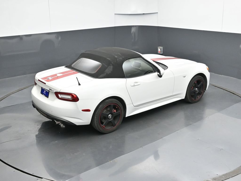 Used 2019 FIAT 124 Spider Classica w/ Technology Group image 48