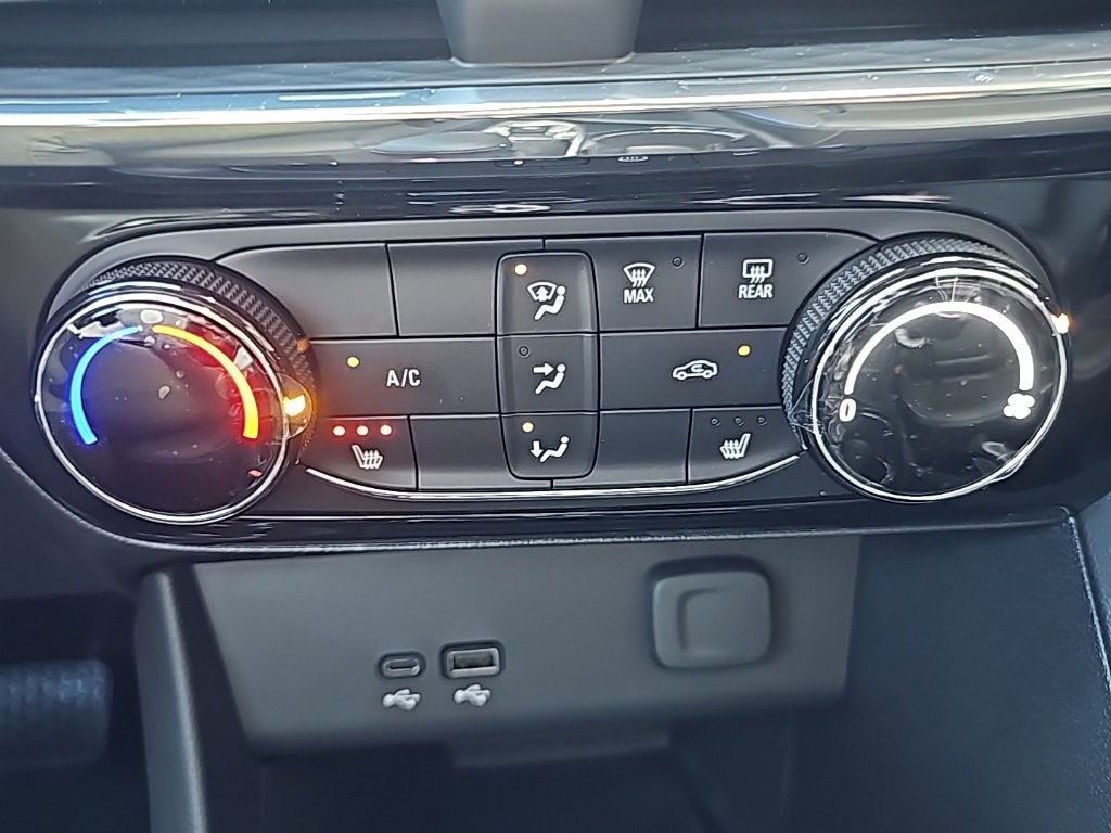 New 2025 Buick Encore GX Sport Touring w/ Advanced Technology Package image 22