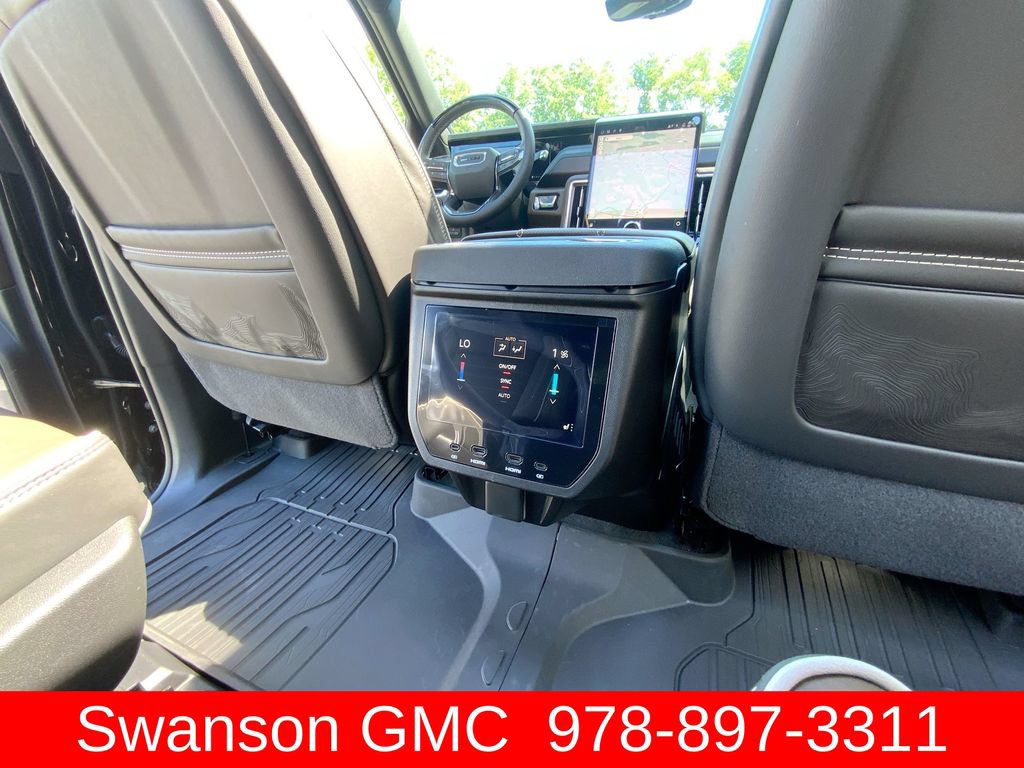 New 2026 GMC Yukon Denali Ultimate w/ LPO, Floor Liner Package AWD/4WD image 31