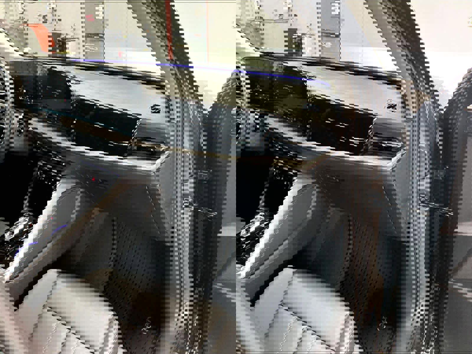 Certified 2025 Audi Q5 Premium Plus w/ Premium Plus image 18