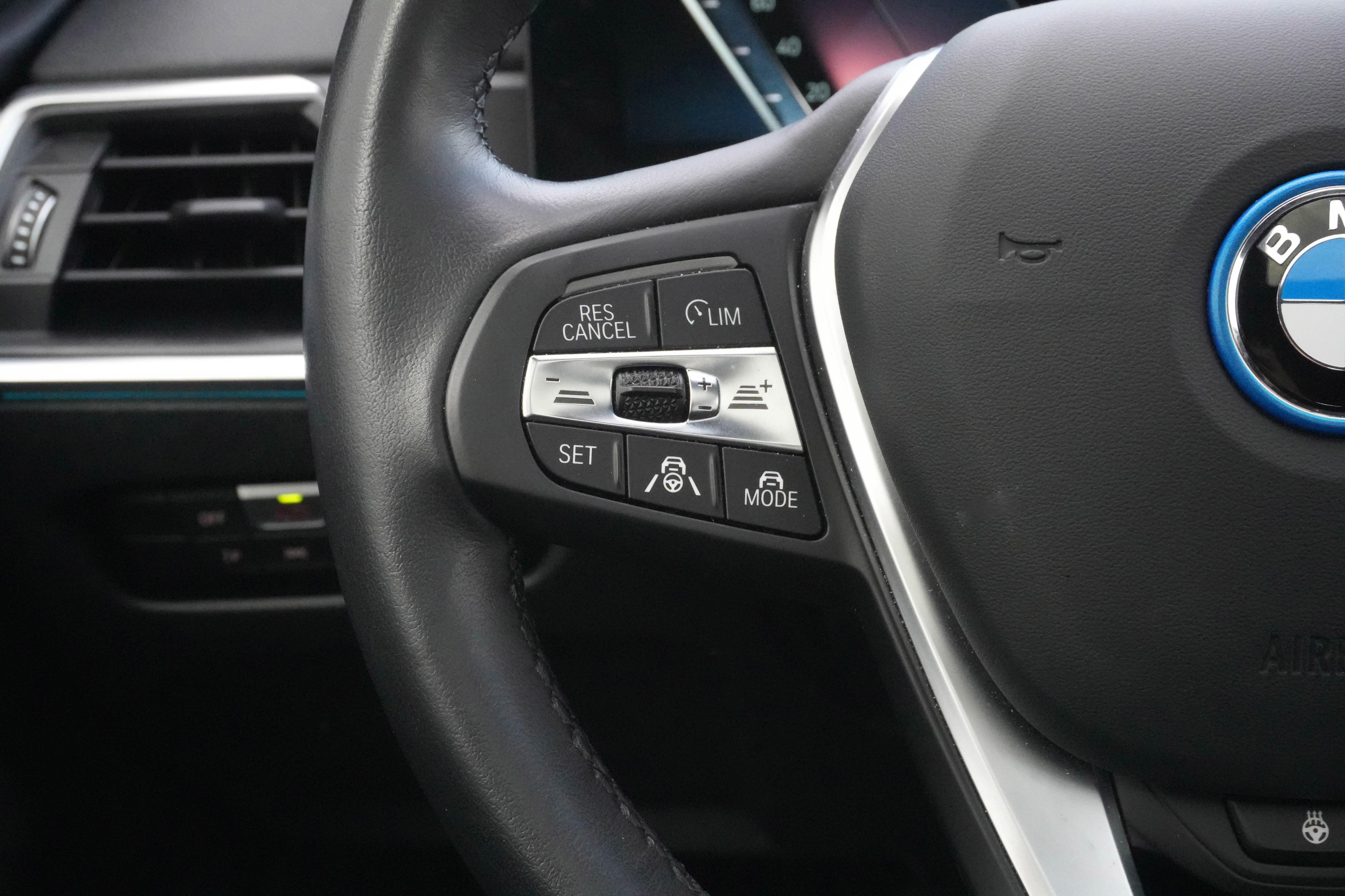 Certified 2023 BMW i4 eDrive40 image 19