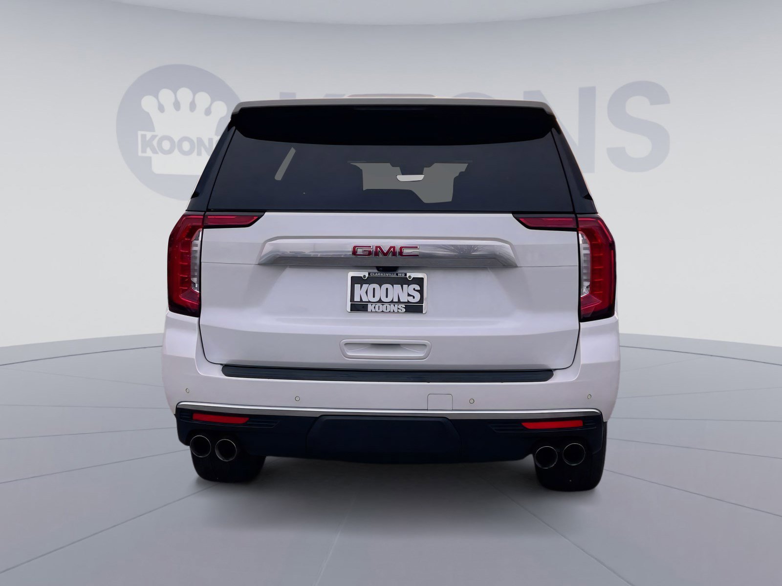 Used 2024 GMC Yukon Denali w/ Denali Reserve Package image 5