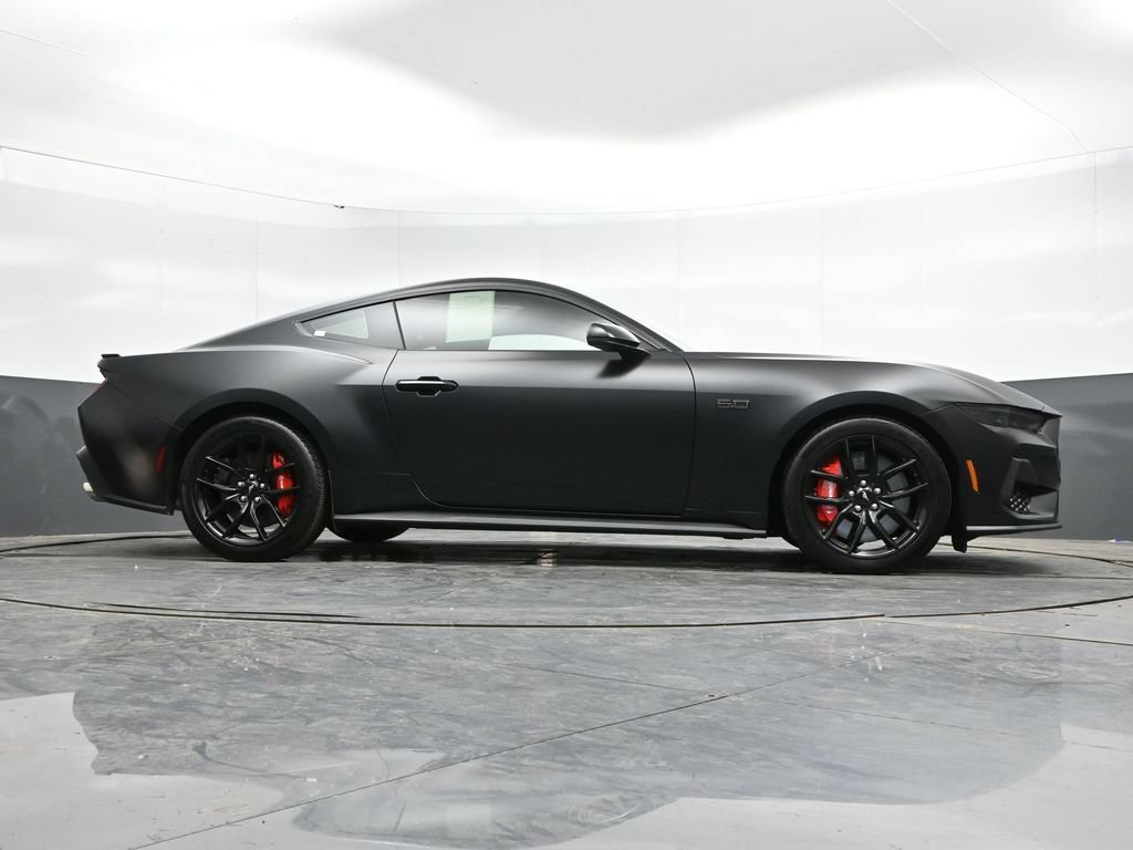 Used 2025 Ford Mustang GT Premium RWD image 43