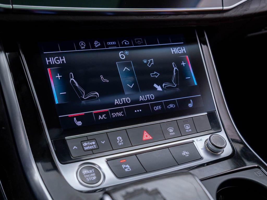 Used 2023 Audi Q7 3.0T Premium image 25