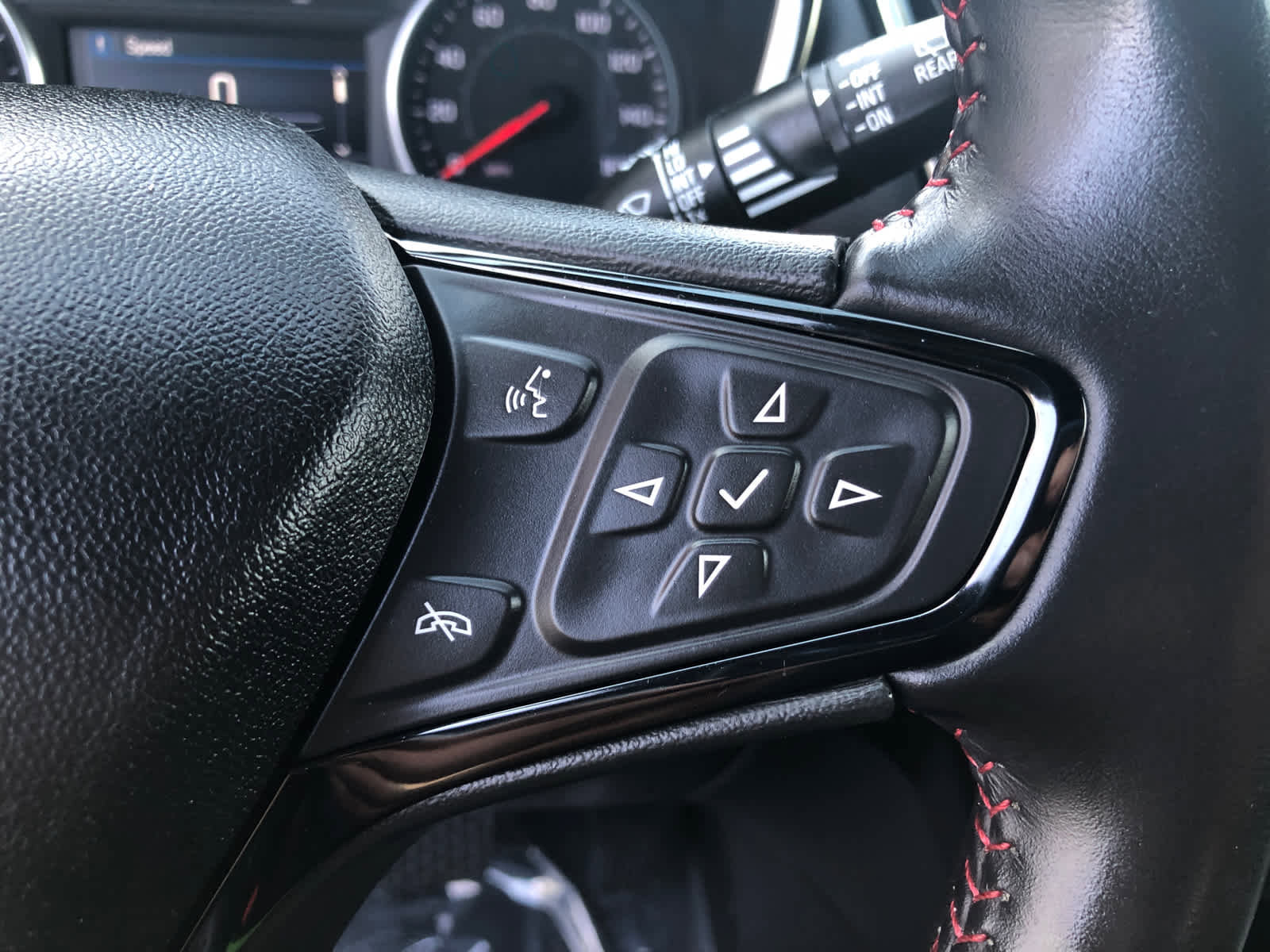 Used 2022 Chevrolet Equinox RS image 8