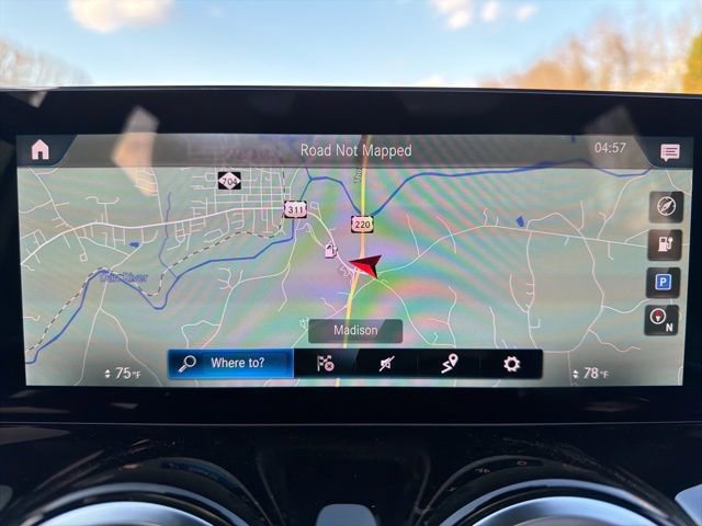 Used 2023 Mercedes-Benz EQB 250+ w/ Pinnacle Package image 38