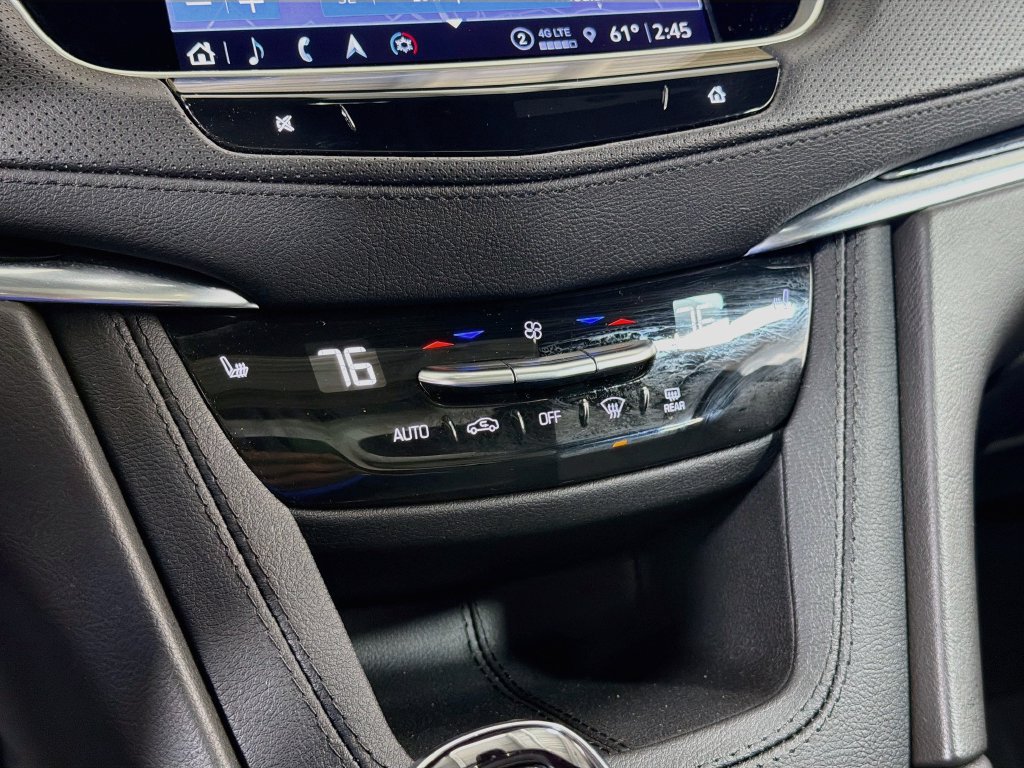 Used 2024 Cadillac XT5 Premium Luxury AWD/4WD image 17