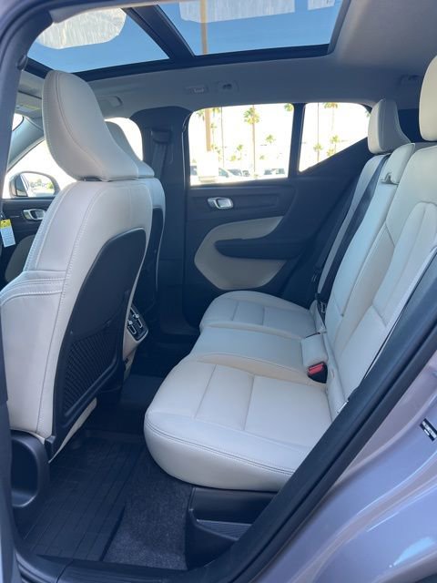 New 2026 Volvo XC40 B5 Ultra w/ Climate Package AWD/4WD image 23