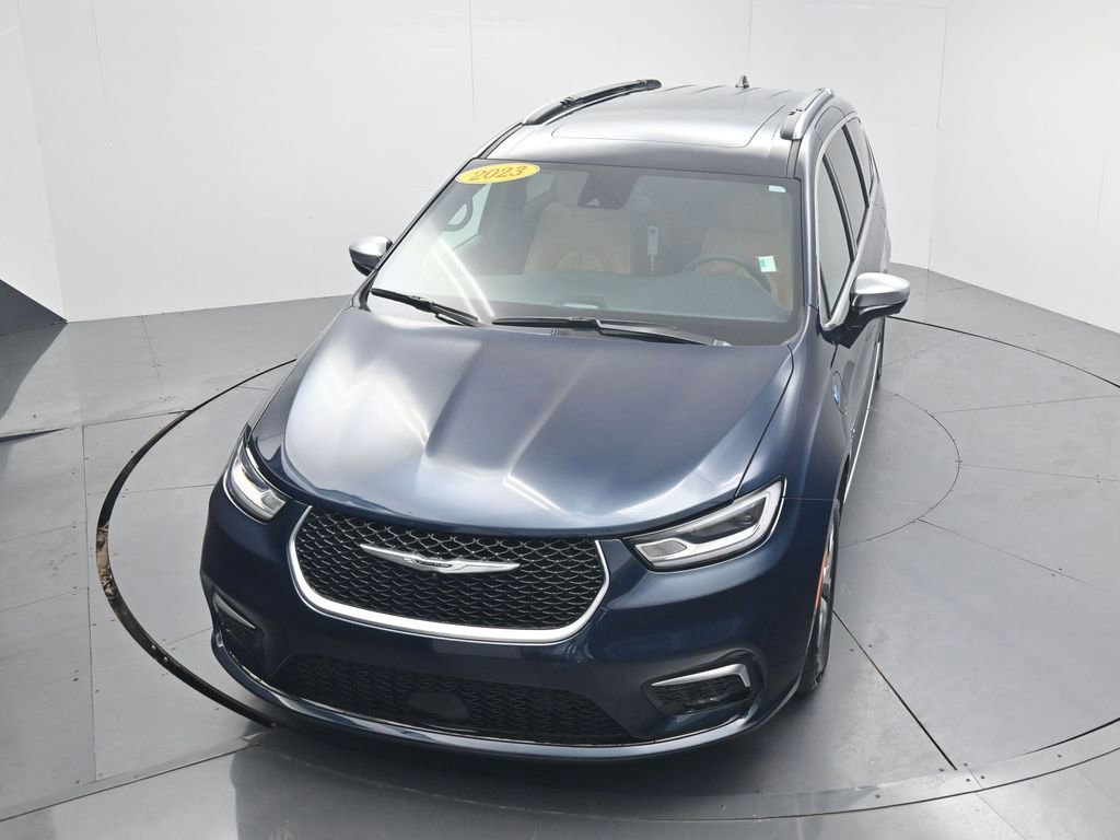 Used 2023 Chrysler Pacifica Pinnacle image 55