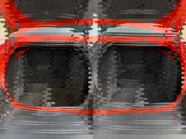 Used 2018 Dodge Challenger R/T Plus image 31