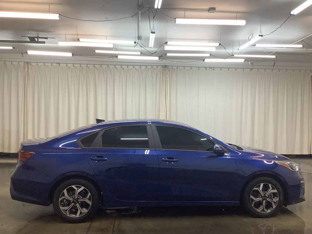 Used 2020 Kia Forte LXS FWD image 5