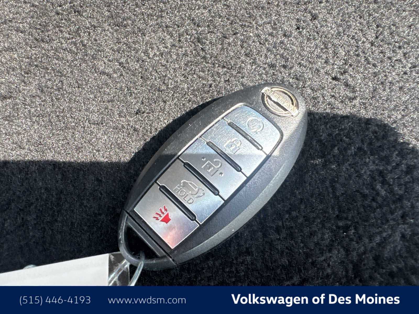 Used 2023 Nissan Armada SL w/ Captain's Chairs Package image 20