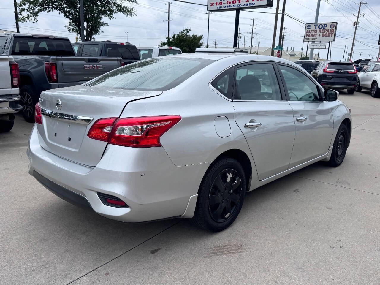Used 2019 Nissan Sentra S FWD image 9