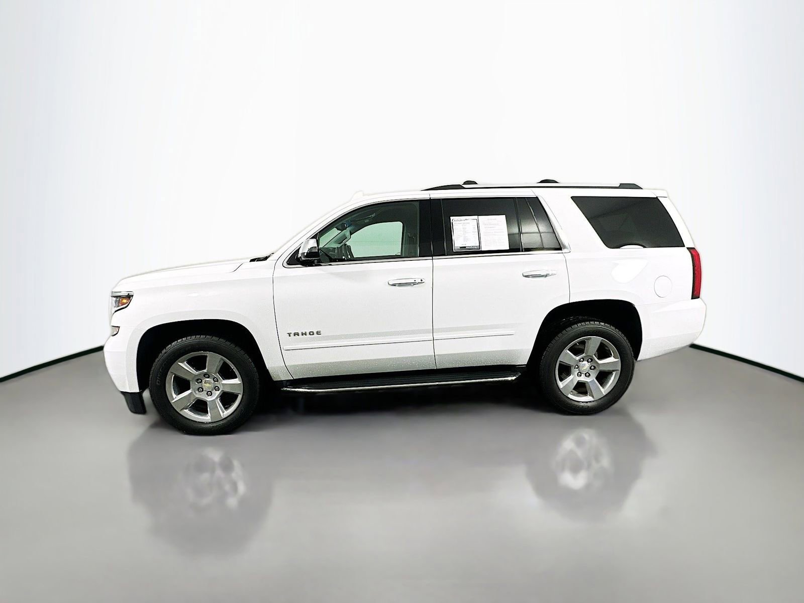 Used 2020 Chevrolet Tahoe Premier AWD/4WD image 4
