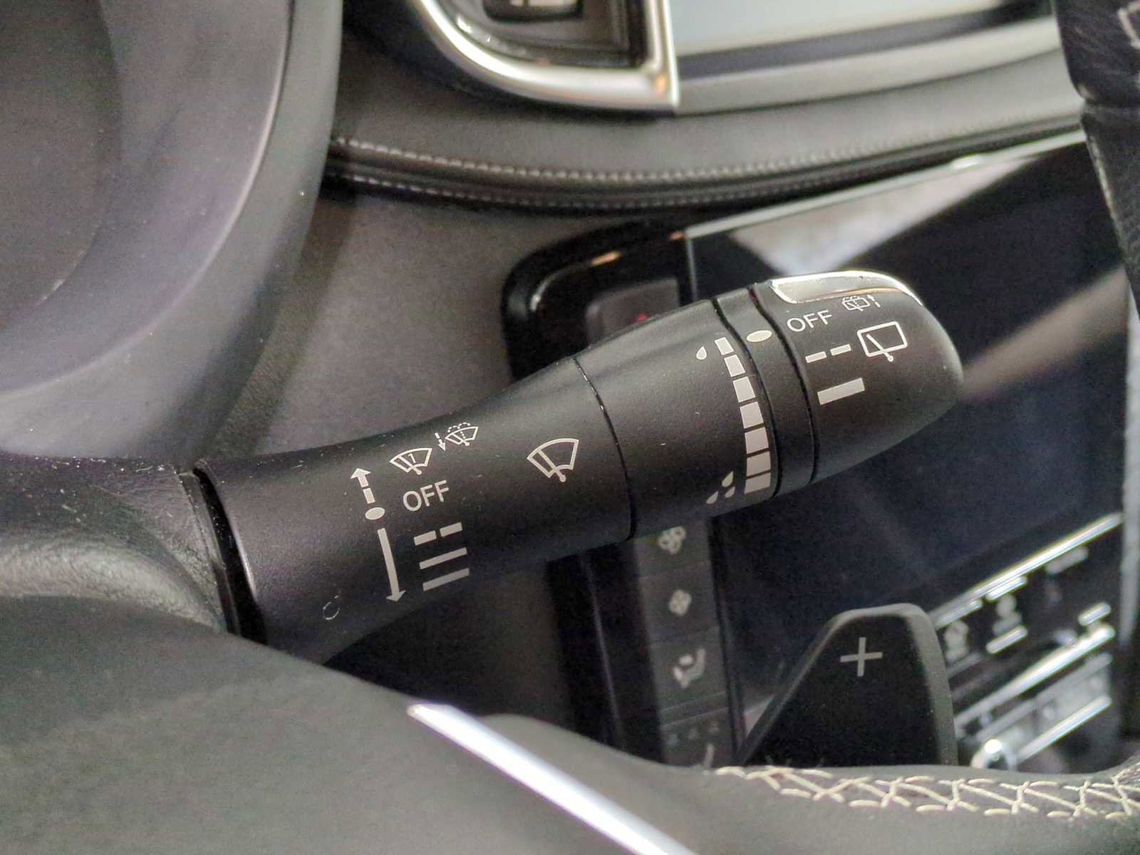 Used 2020 INFINITI QX50 Luxe w/ Navigation Package image 27