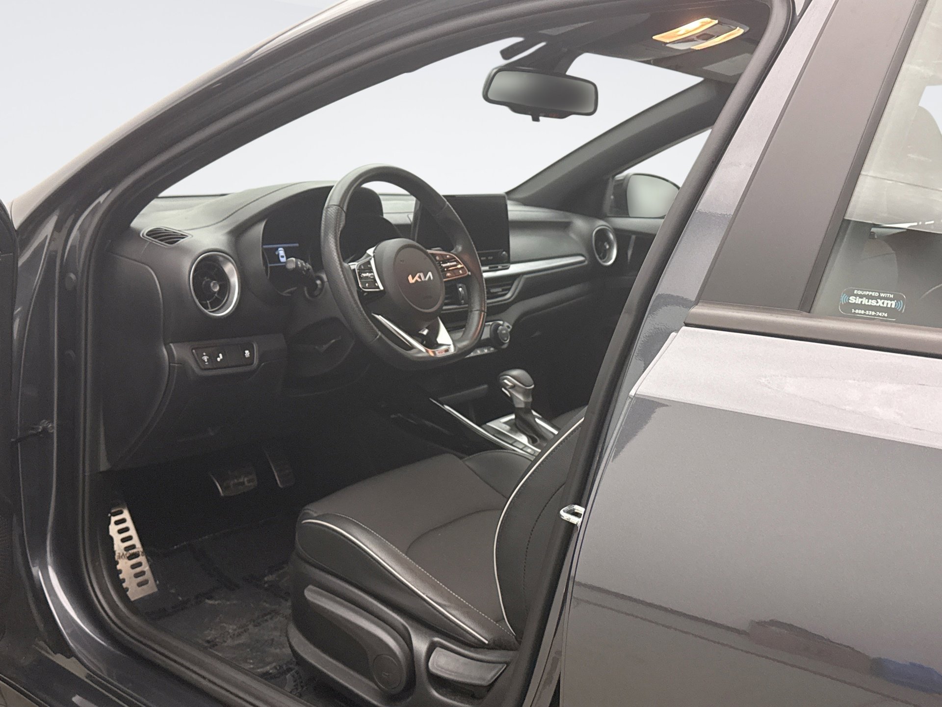 Used 2023 Kia Forte GT-Line w/ GT-Line Technology Package image 10