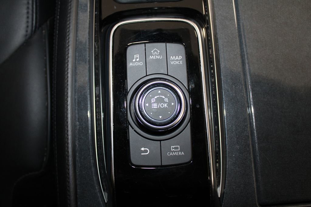 Used 2024 Nissan Armada SV image 55