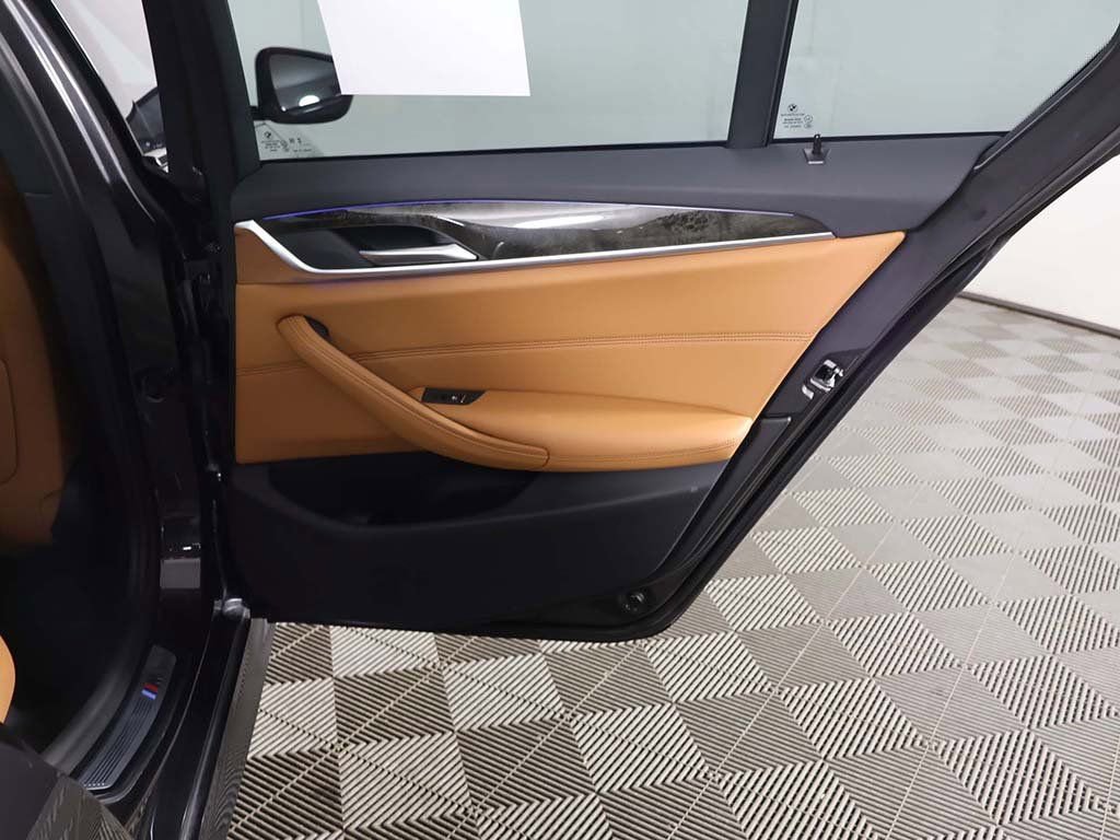Used 2023 BMW 530i xDrive w/ M Sport Package AWD/4WD image 26