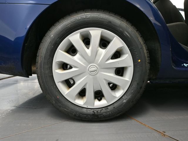 Used 2018 Nissan Versa SV image 13