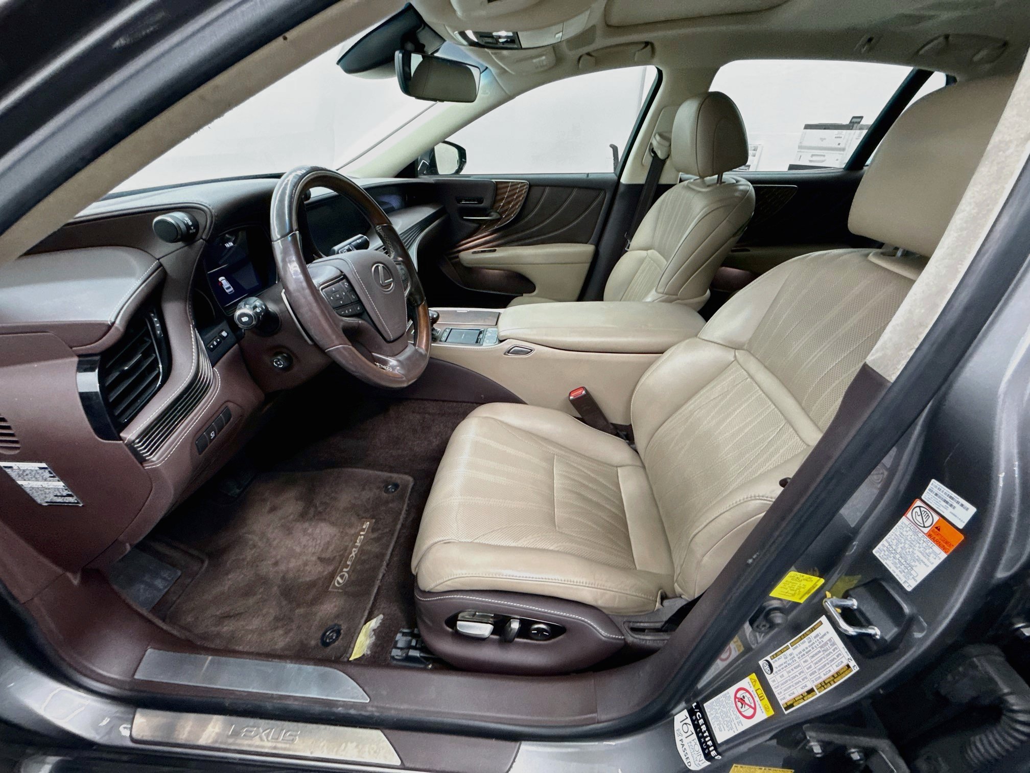 Used 2018 Lexus LS 500 w/ Interior Upgrade Package RWD image 13