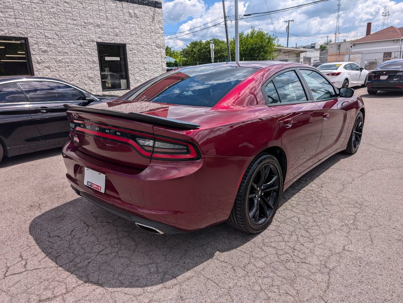 Used 2017 Dodge Charger SE w/ Blacktop Package RWD image 6