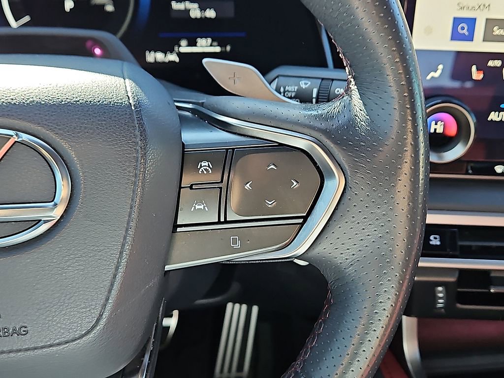 Used 2025 Lexus RX 500h F Sport w/ Convenience Package image 23