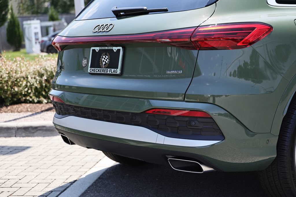 Certified 2025 Audi Q5 Premium w/ Premium Plus AWD/4WD image 9