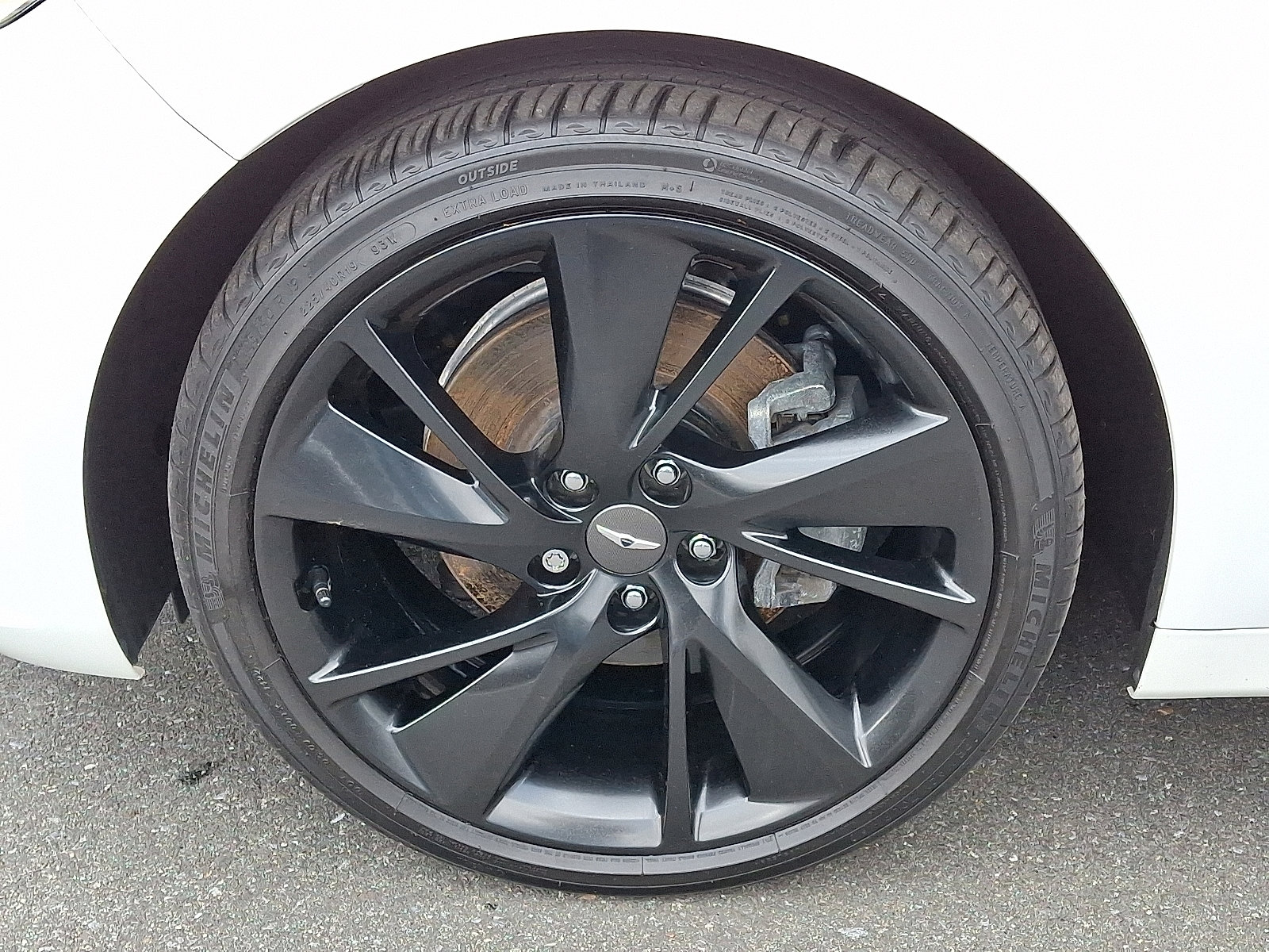 Certified 2023 Genesis G70 2.0T w/ Sport Prestige Package image 28