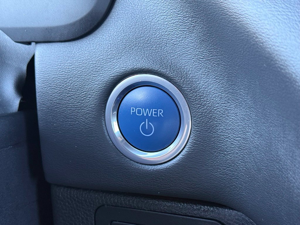 Used 2024 Toyota Sequoia Platinum AWD/4WD image 12