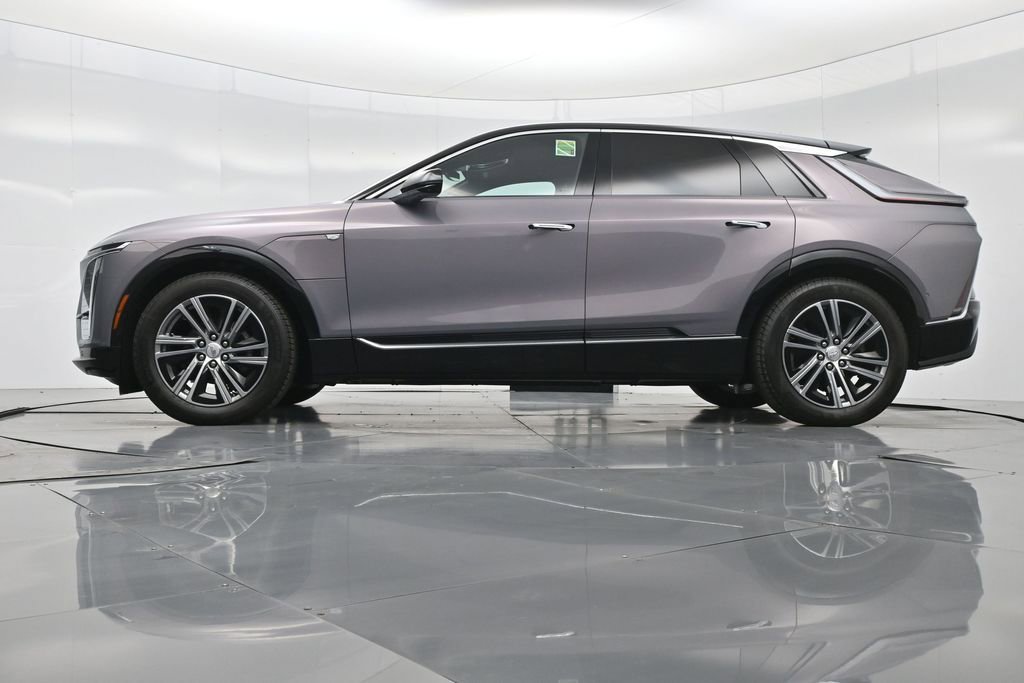 Used 2025 Cadillac Lyriq Luxury image 55