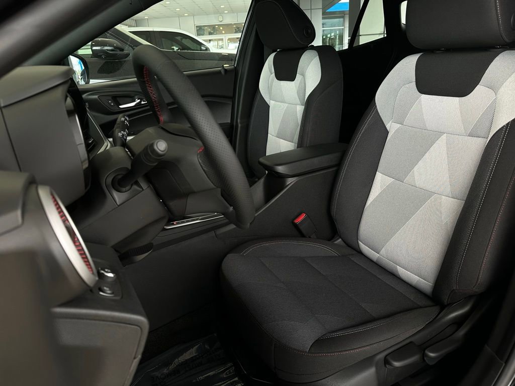 New 2026 Chevrolet Trax RS image 13