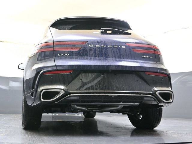 Used 2026 Genesis GV70 3.5T Sport Advanced AWD/4WD image 32