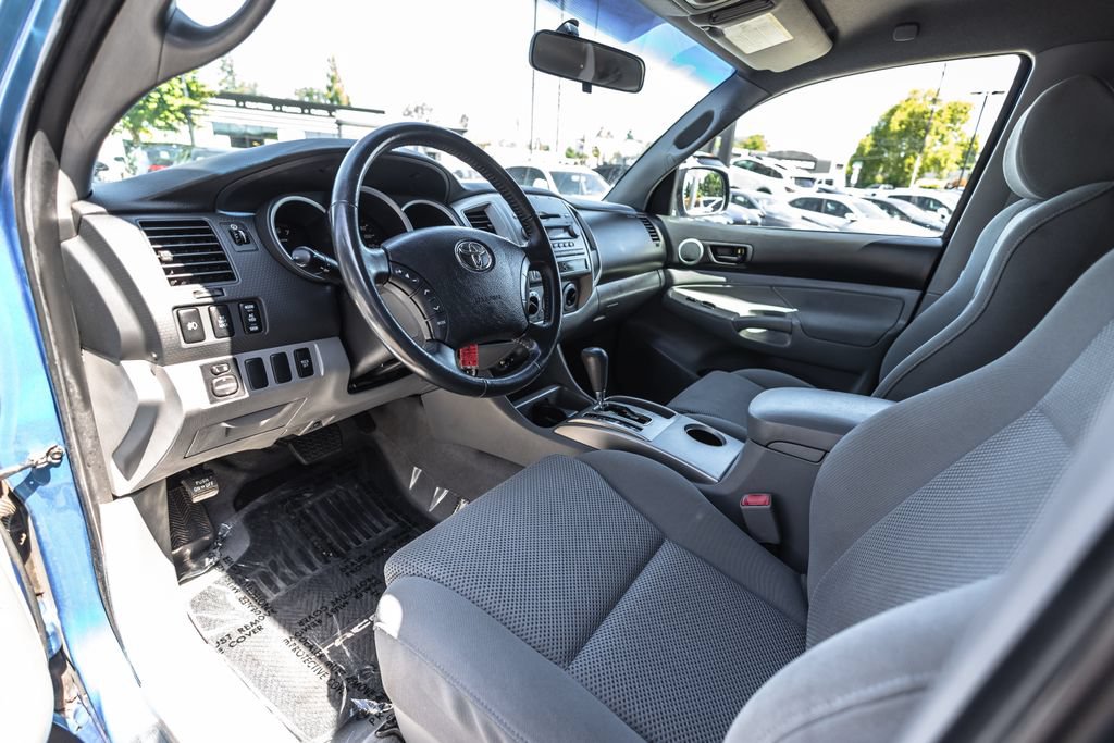 Used 2008 Toyota Tacoma PreRunner RWD image 16