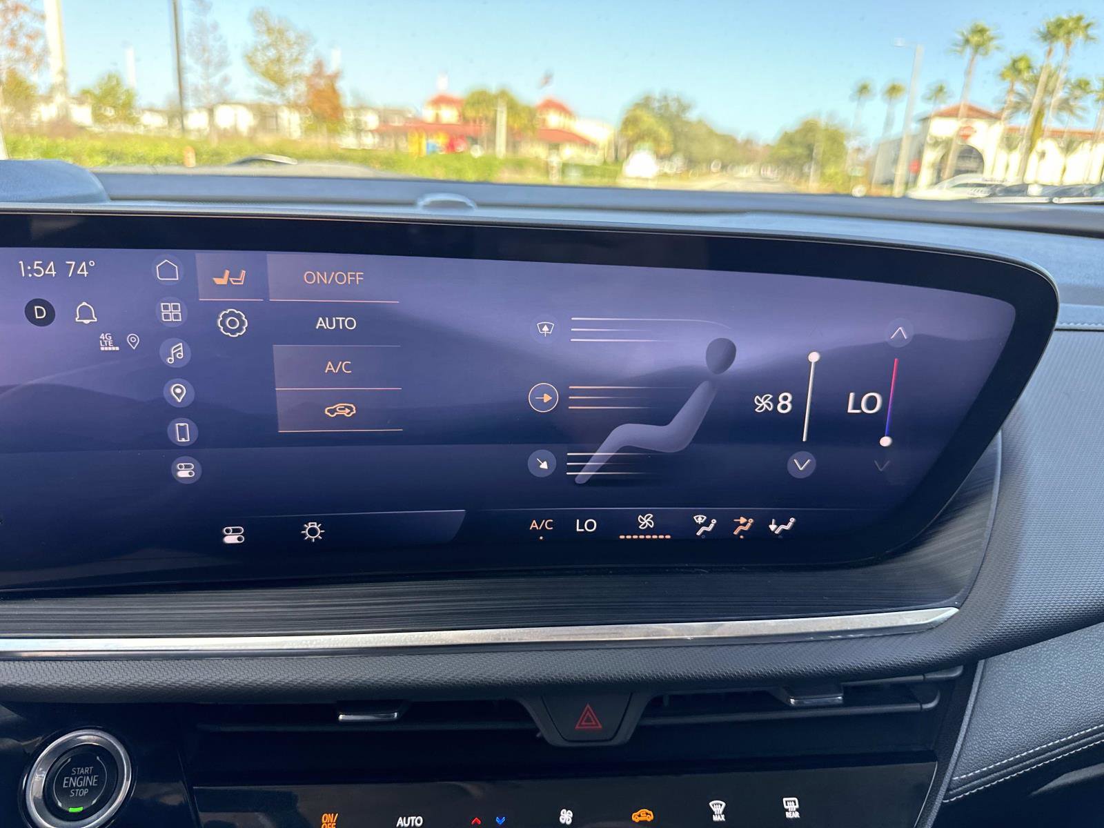 Used 2025 Buick Envision Preferred image 23