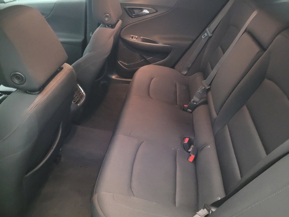Used 2021 Chevrolet Malibu LT image 18