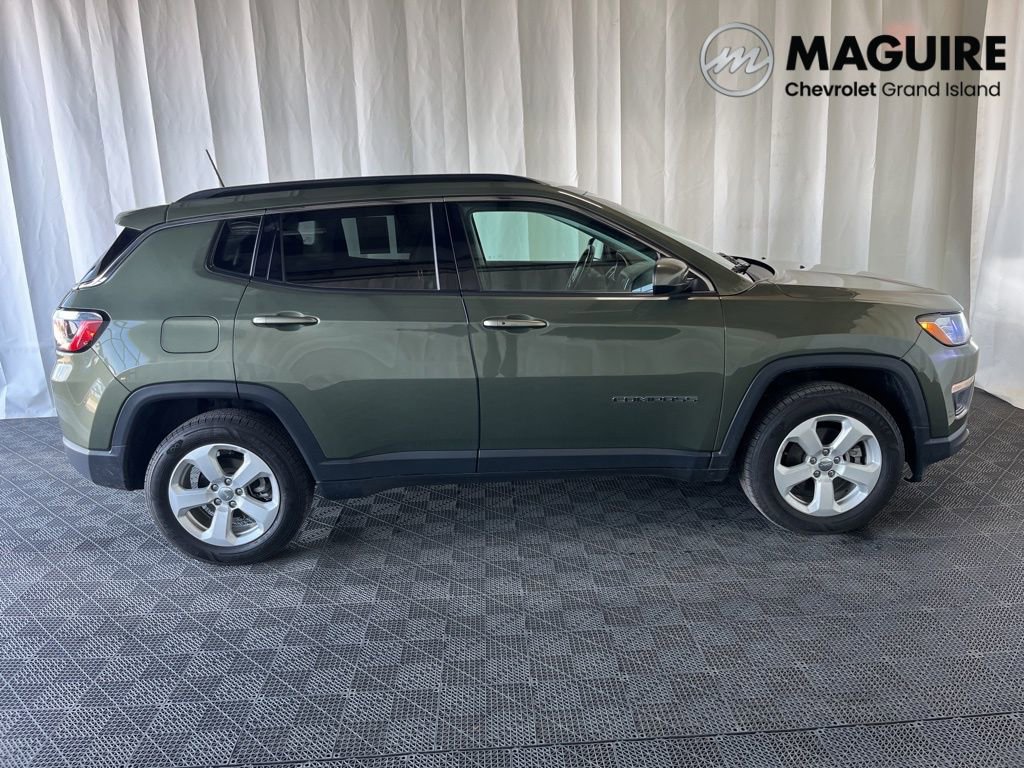 Used 2020 Jeep Compass Latitude w/ Cold Weather Group image 2