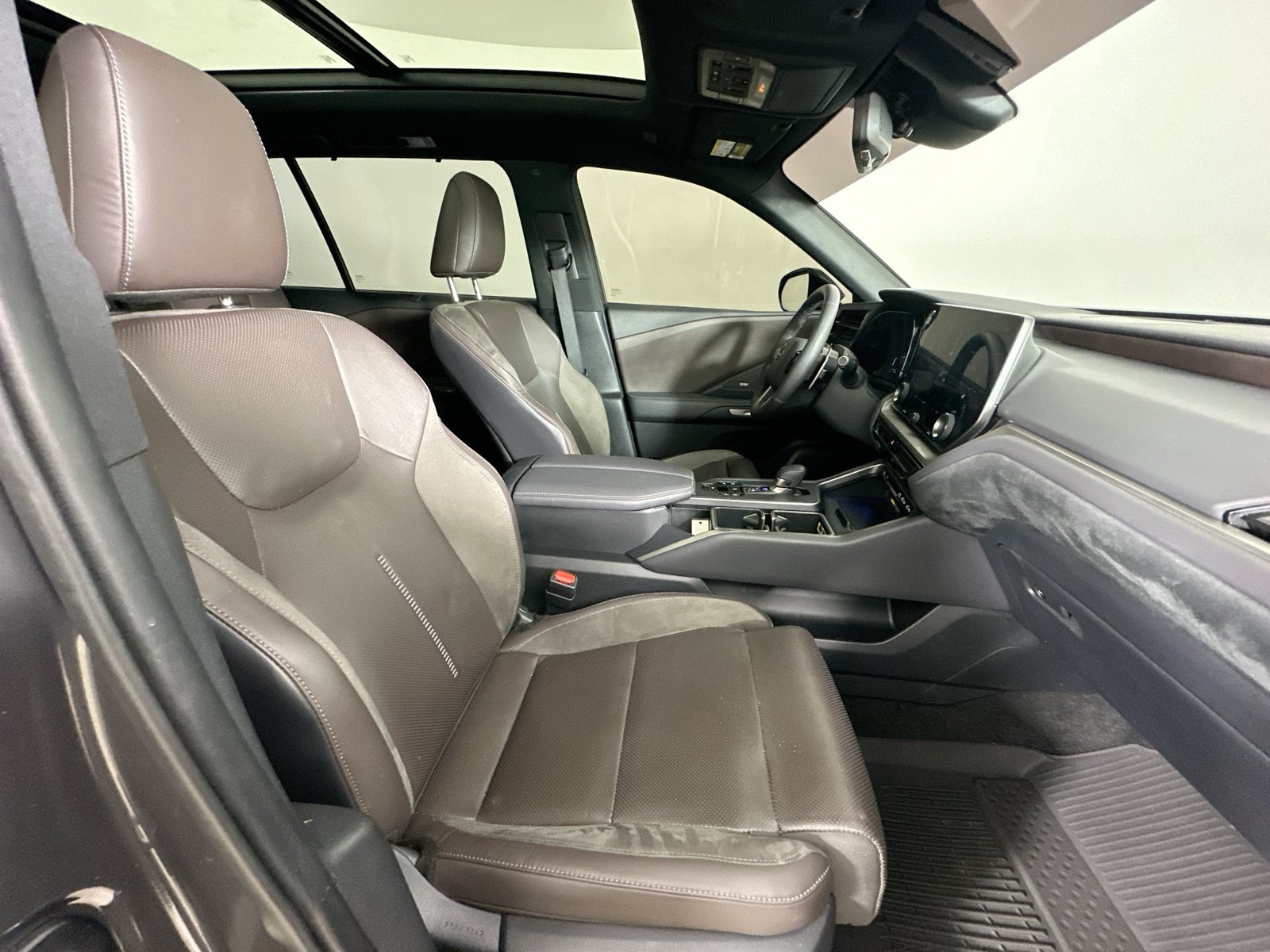 Used 2024 Lexus TX 350 AWD w/ Technology Package image 44