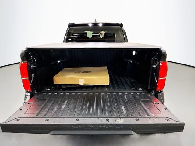 Used 2025 Toyota Tacoma TRD Sport image 25