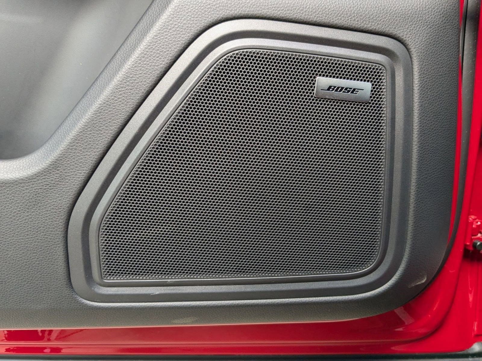 Certified 2025 Porsche Macan image 14